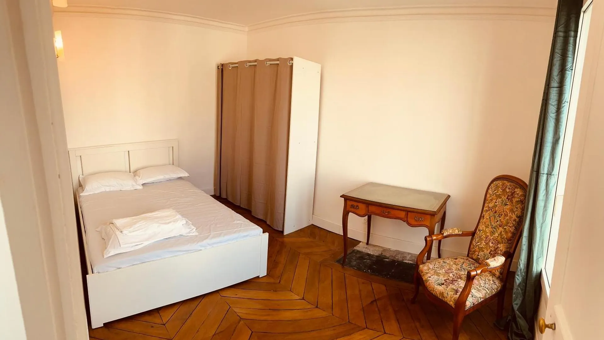 Grace Home In Paris